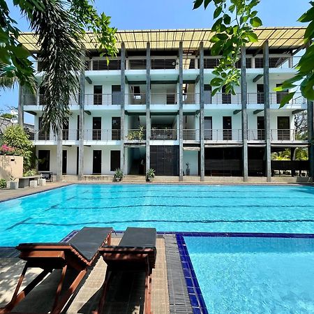Olanro Hotel Νεγκόμπο Εξωτερικό φωτογραφία